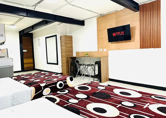 Malibu Loft Hotel