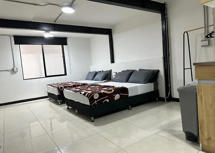 Malibu Loft Hotel